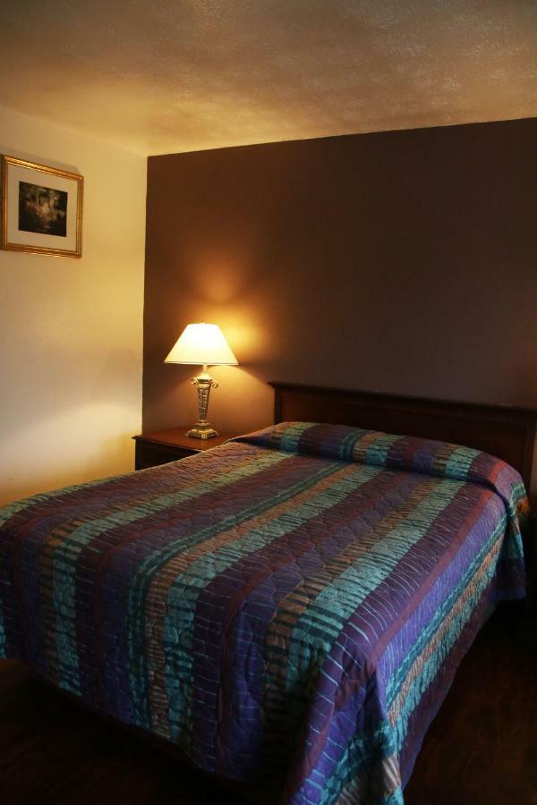 Imperial Inn Grand Blanc Exterior foto